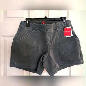 Spanx Stretch Twill Short 4"